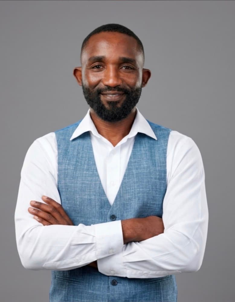 Portrait of Miguel Nsue Bicoro, Founding Executive Director